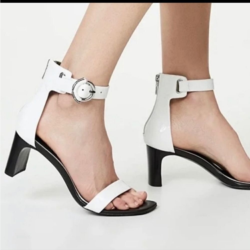 Rag & Bone Ellis Mid Patent Leather Heel in White New in box